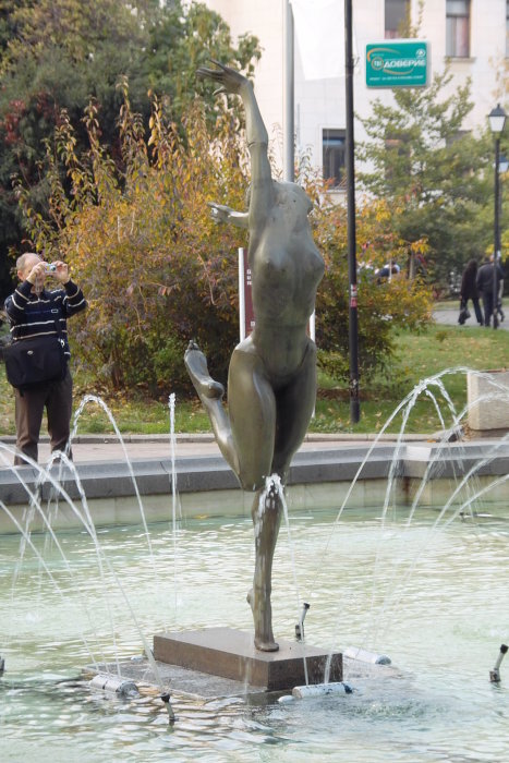 Brunnen beim Nationaltheater Sofia