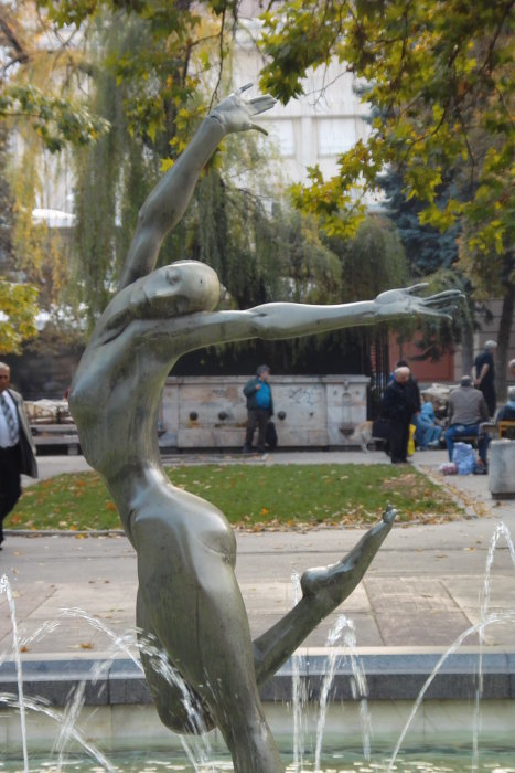 Brunnen beim Nationaltheater Sofia