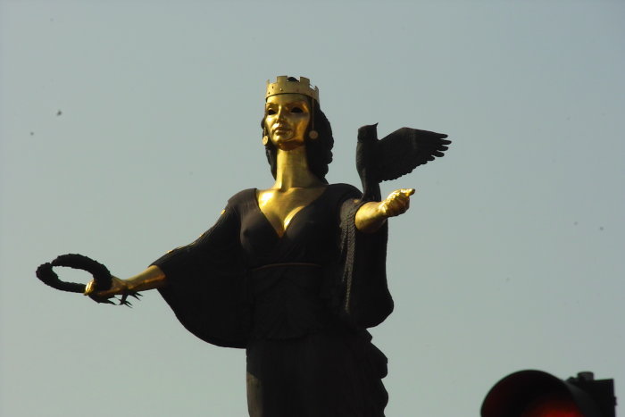 Statue Sveta Sofia